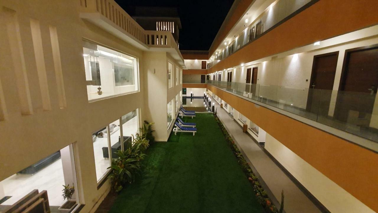Regenta Central North Goa, Arpora Kültér fotó