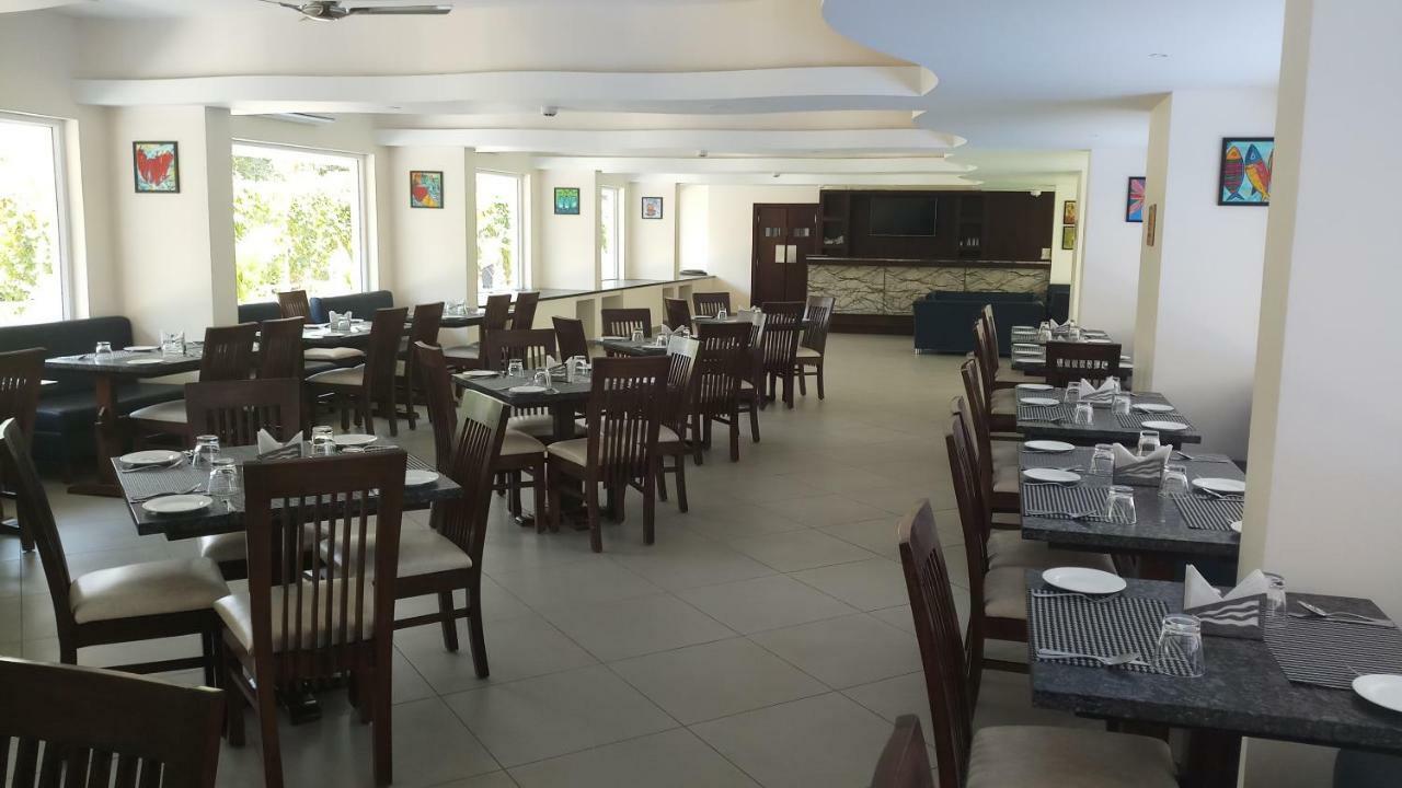 Regenta Central North Goa, Arpora Kültér fotó