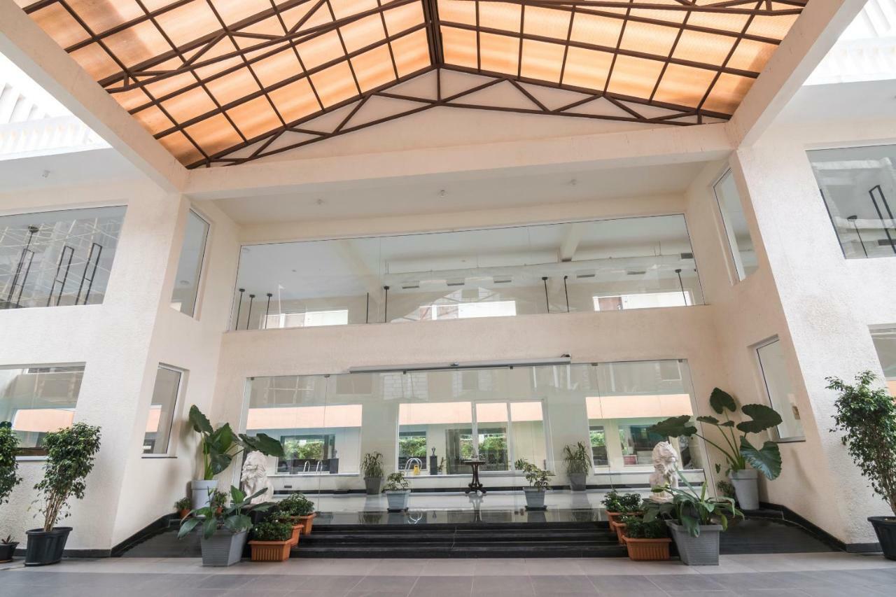 Regenta Central North Goa, Arpora Kültér fotó